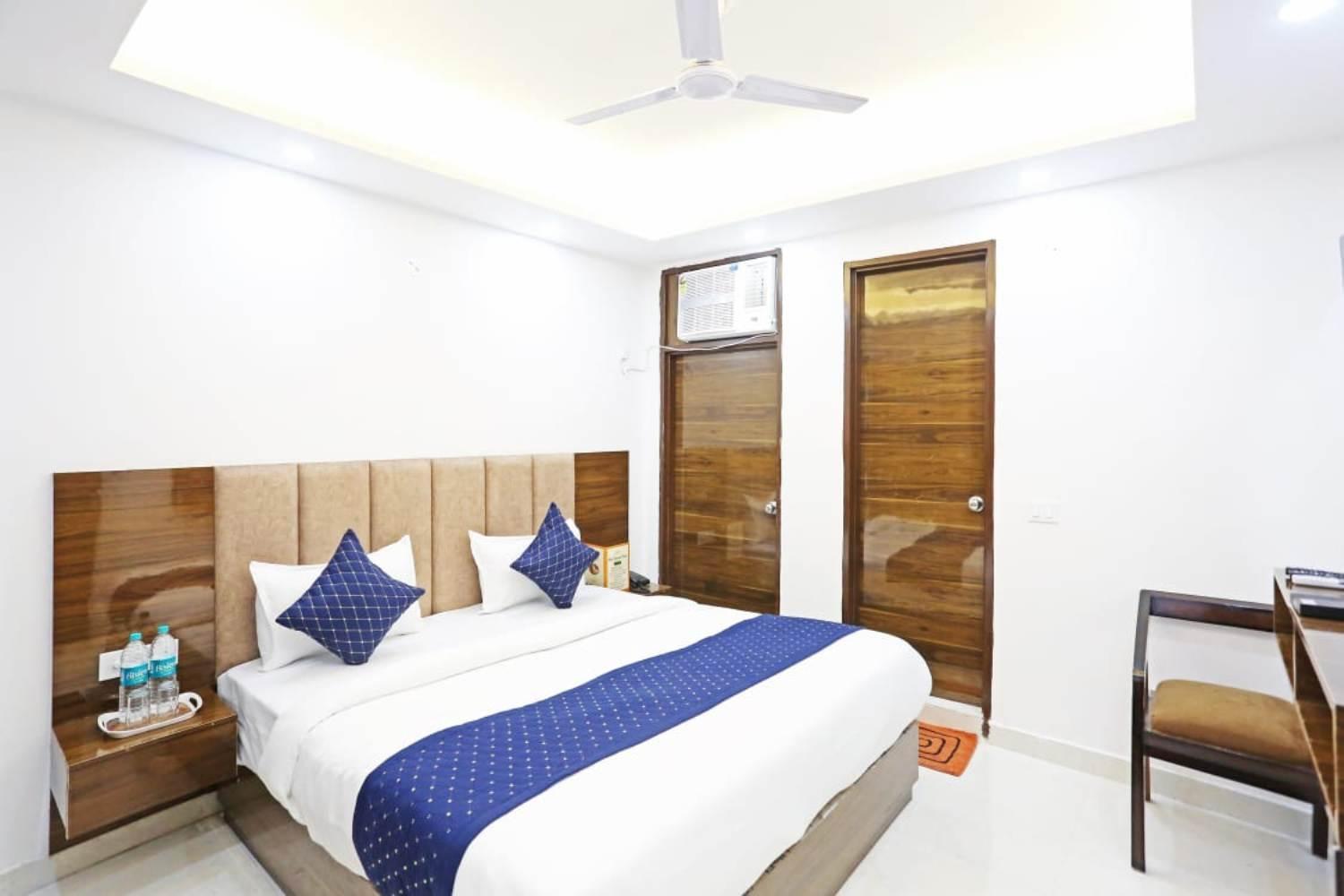 Hotel Vijaydeep Place Near Delhi Airport Нью-Делі Екстер'єр фото