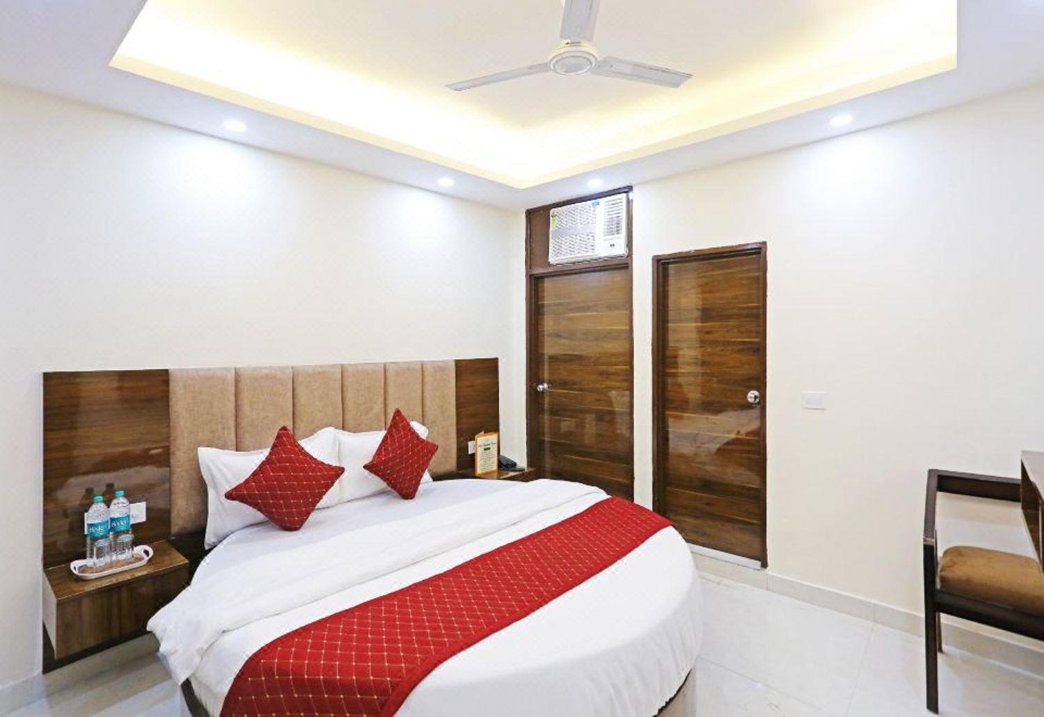 Hotel Vijaydeep Place Near Delhi Airport Нью-Делі Екстер'єр фото